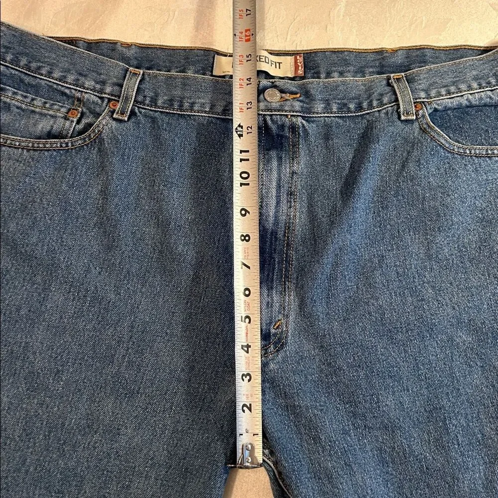 Levi's Classic 550 relaxed 100% cotton Straight Blue Jeans 46 waist